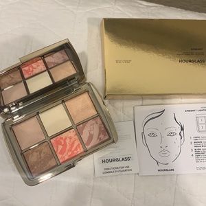 Hourglass Ambient Lighting Edit - Sculpture Face Powder Palette Blush Bronze